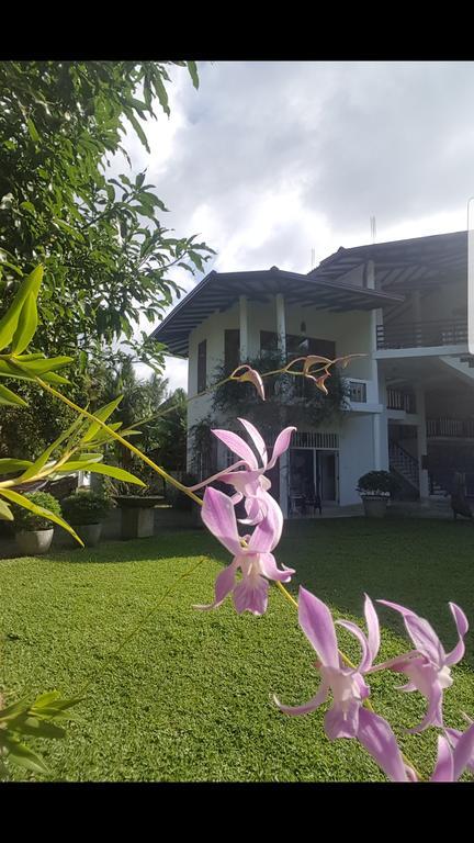Villa Dewasiri Unawatuna Buitenkant foto